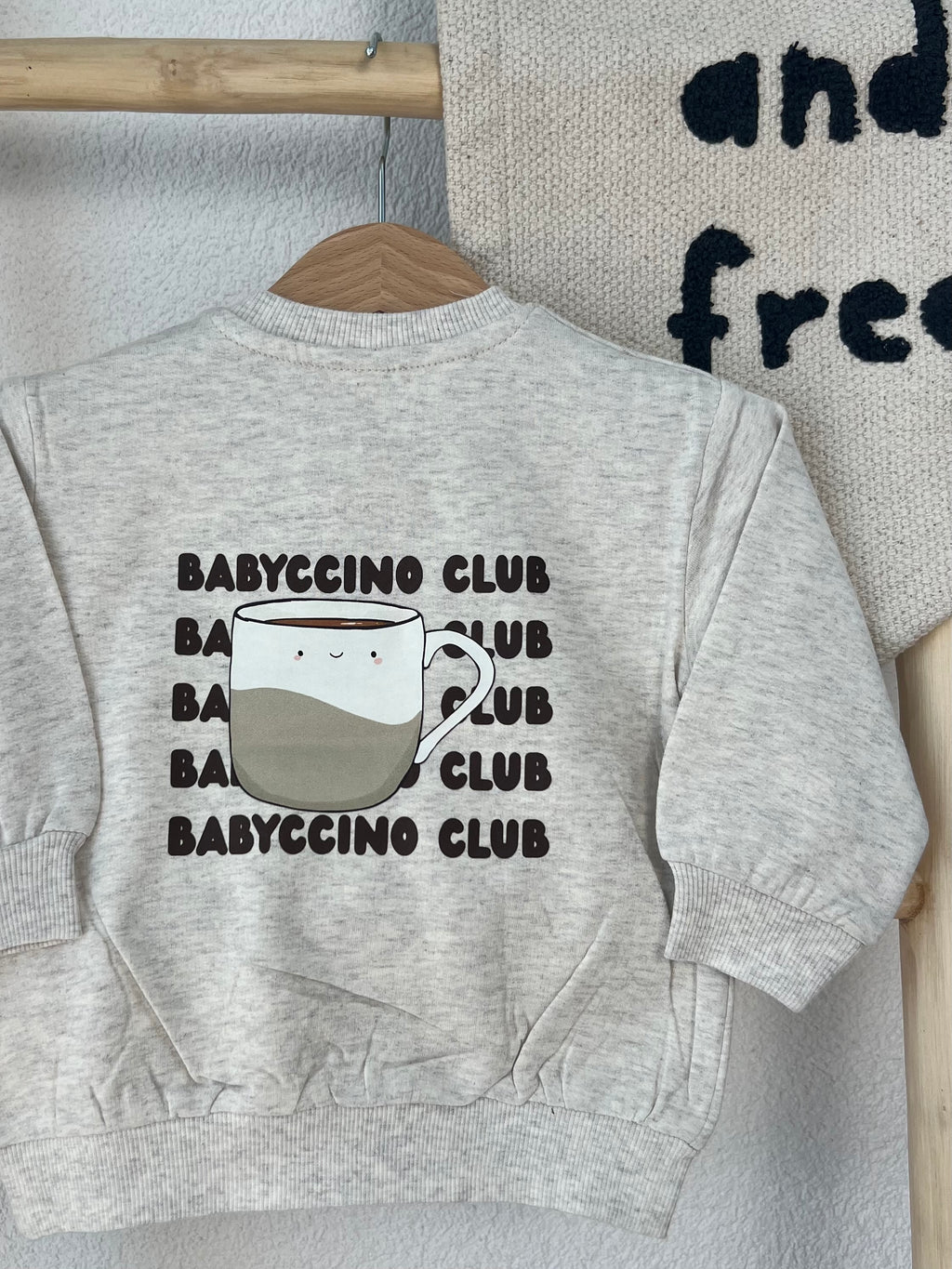 Babyccino Club Bügelbild | Vorder & Rückenprint | DTF Transfer Kinderkleidung