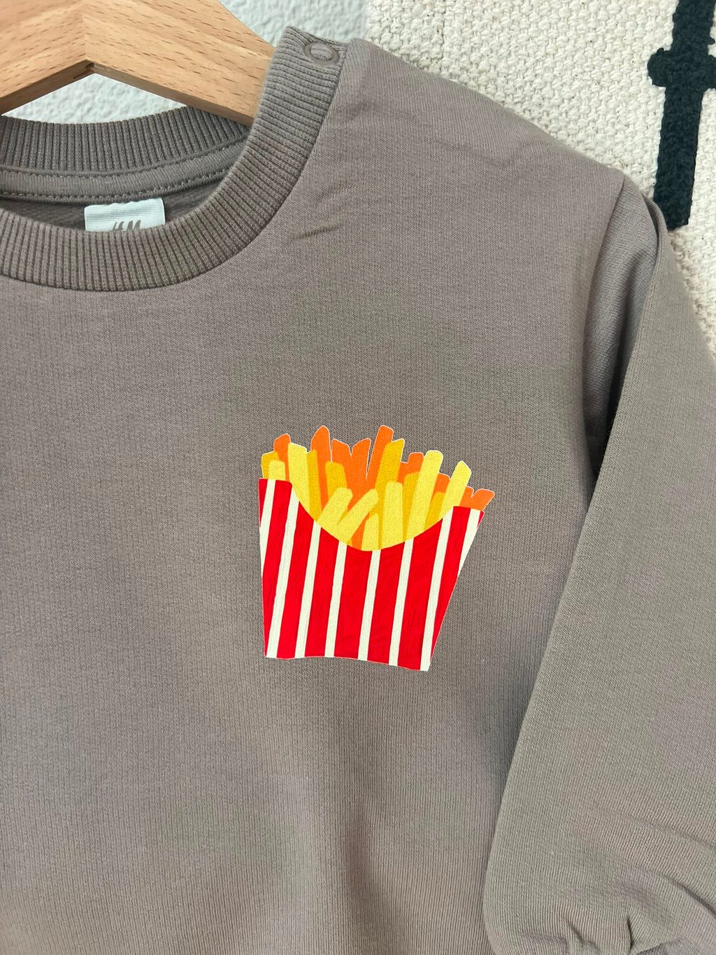 Fries Before Cries Bügelbild | Pommes Vorder & Rückenprint | DTF Transfer Kinderkleidung