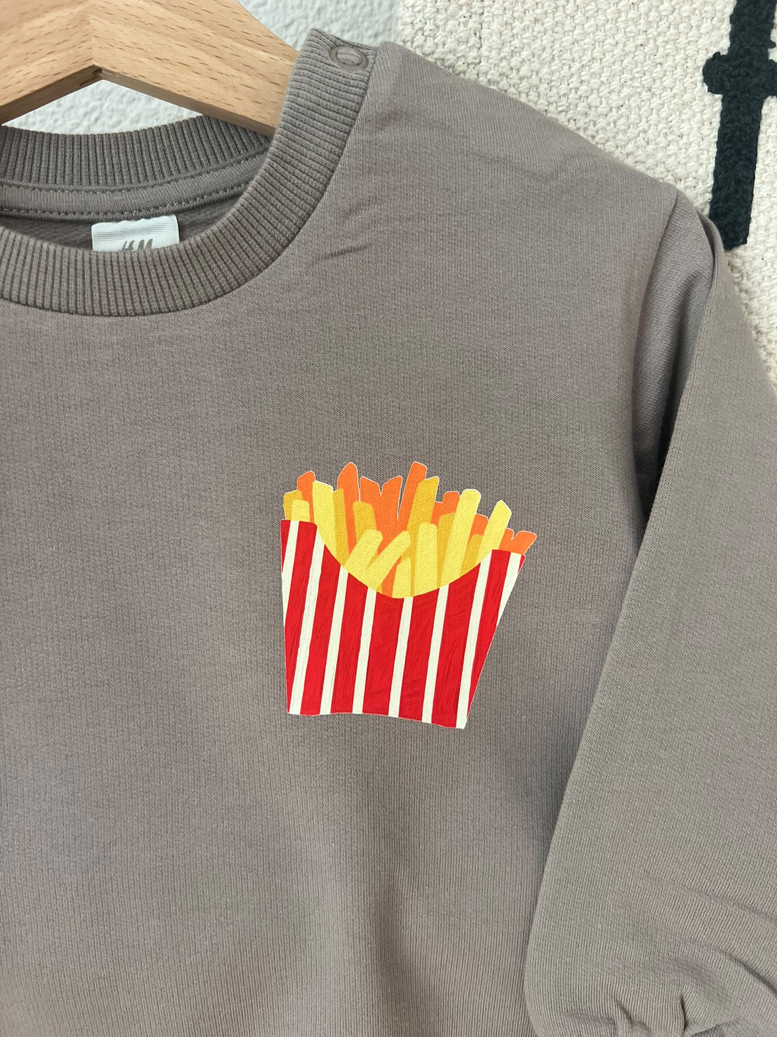 Fries Before Cries Bügelbild | Pommes Vorder & Rückenprint | DTF Transfer Kinderkleidung